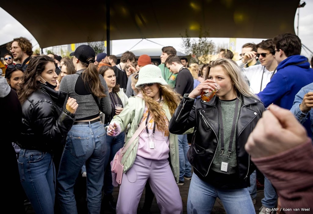 Fieldlab optimistisch over festivalzomer, maar politiek beslist