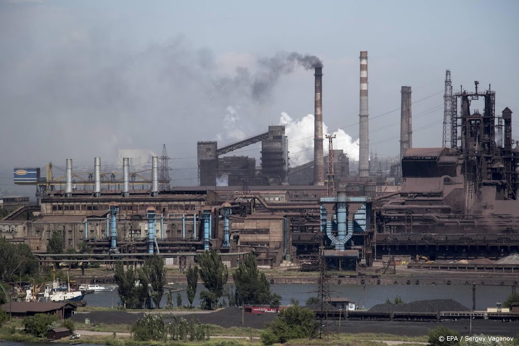 Een van Europa's grootste staalfabrieken in Marioepol beschadigd
