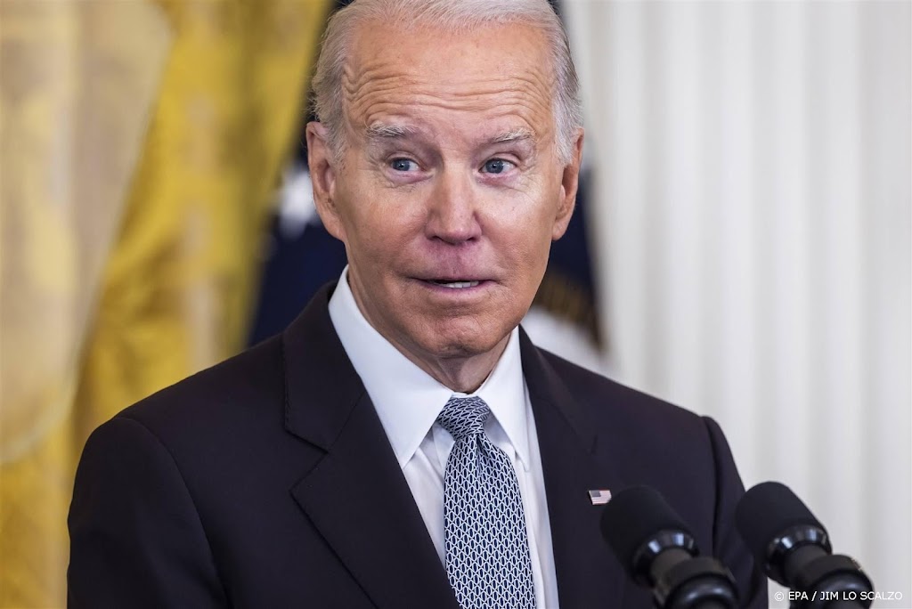 Biden geeft geheime informatie over oorsprong coronavirus vrij