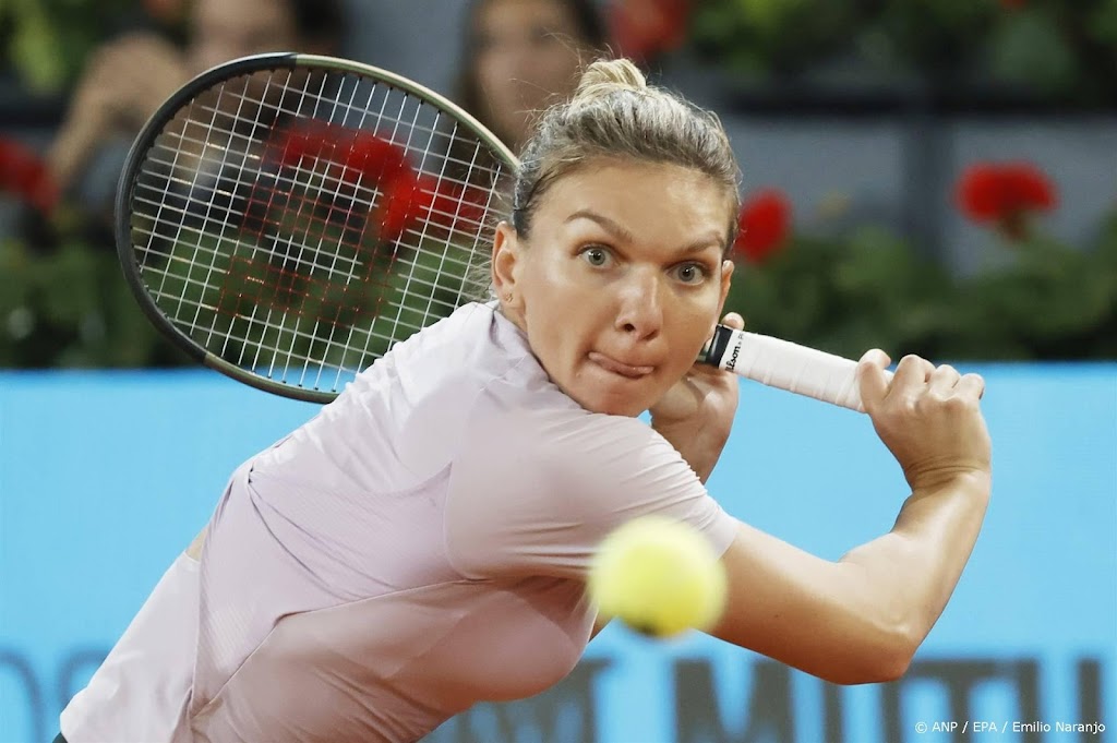 Tennisster Halep verliest bij rentree in drie sets van Badosa