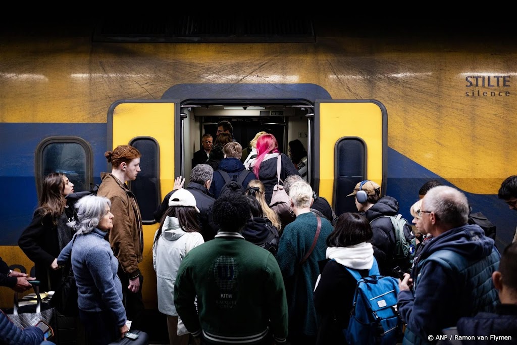 Reisbranche bezorgd over 'instabiele' treinverbinding Schiphol