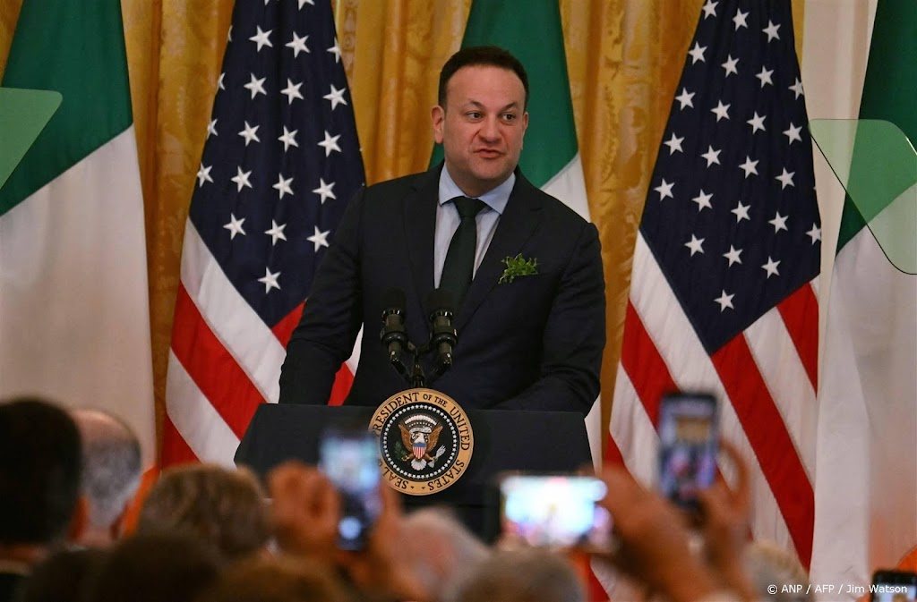 Ierse premier Varadkar kondigt vertrek aan