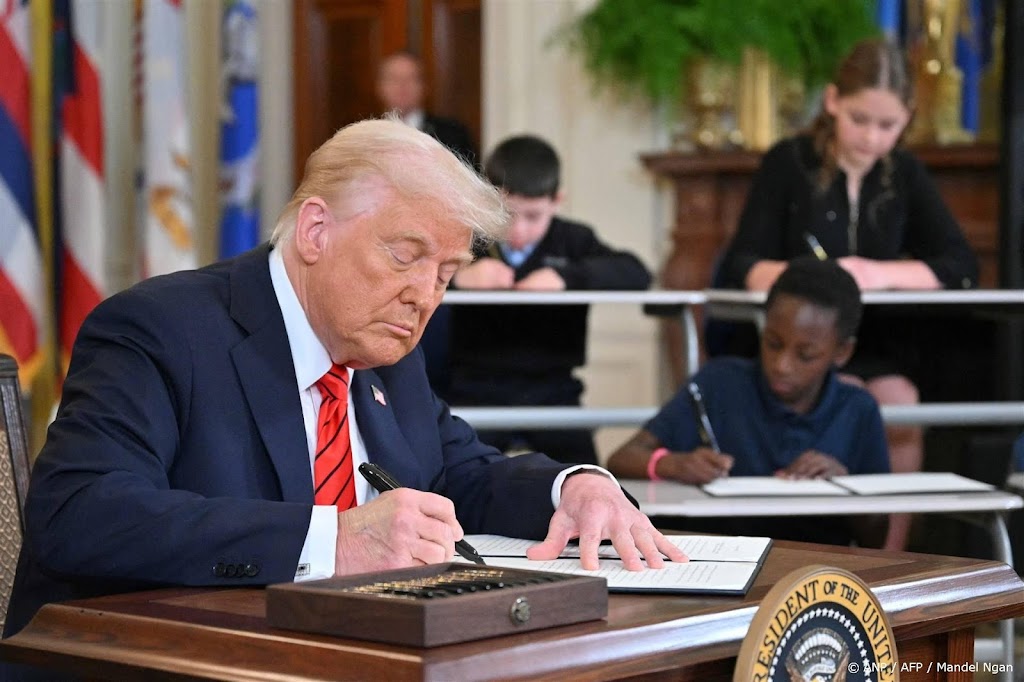 Trump beveelt ontmanteling onderwijsministerie