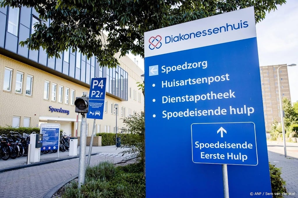 Man ontsnapt uit ziekenhuis Utrecht, politie opent klopjacht 