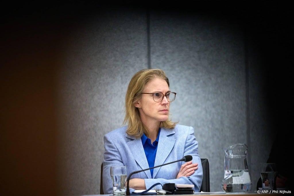 Boekholt schrapt wet die voorrang statushouders stopt