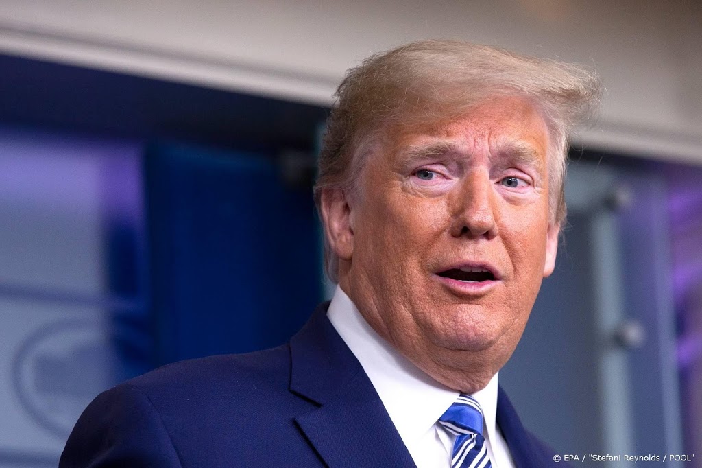 Trump: deal over nieuw hulpplan voor kleine bedrijven bijna rond