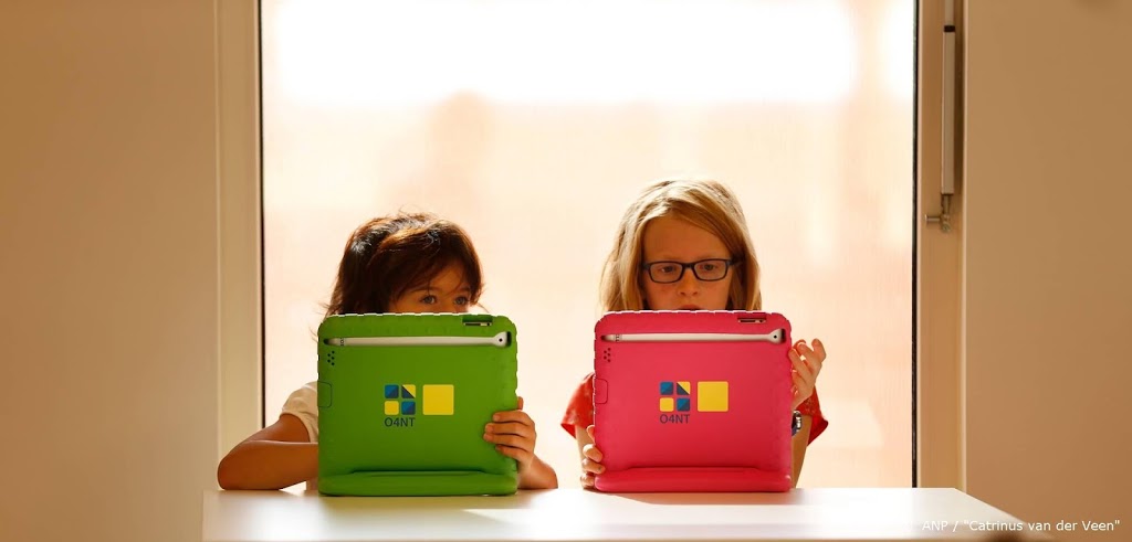 Oogfonds sms't ouders over de ogen van hun kinderen