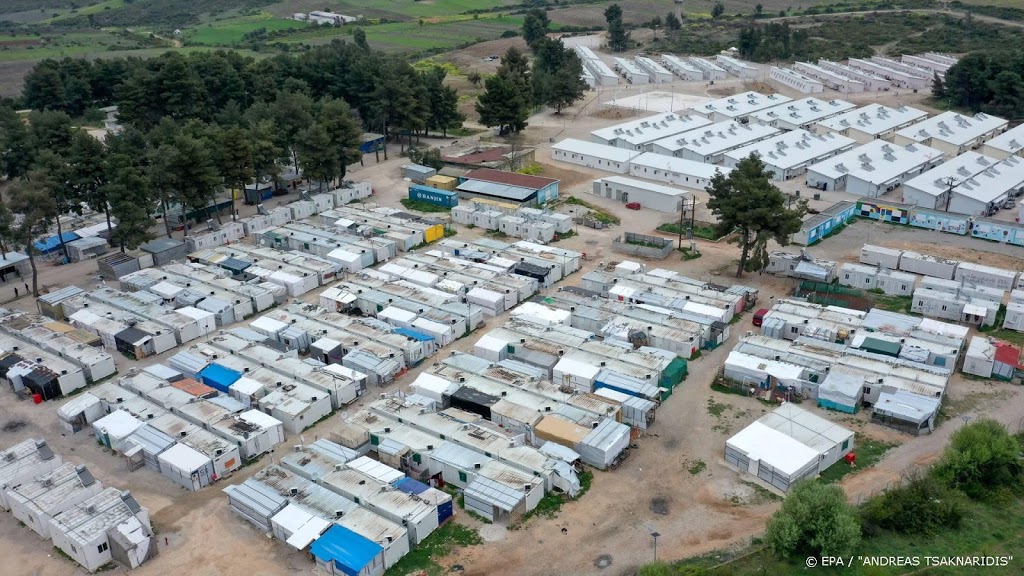 Oostenrijk stuurt wooncontainers naar Griekse vluchtelingenkampen