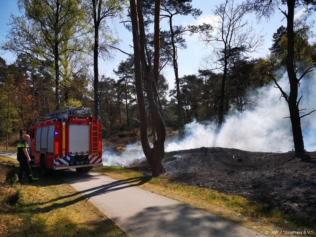 Brand Nationaal Park de Meinweg laait weer op