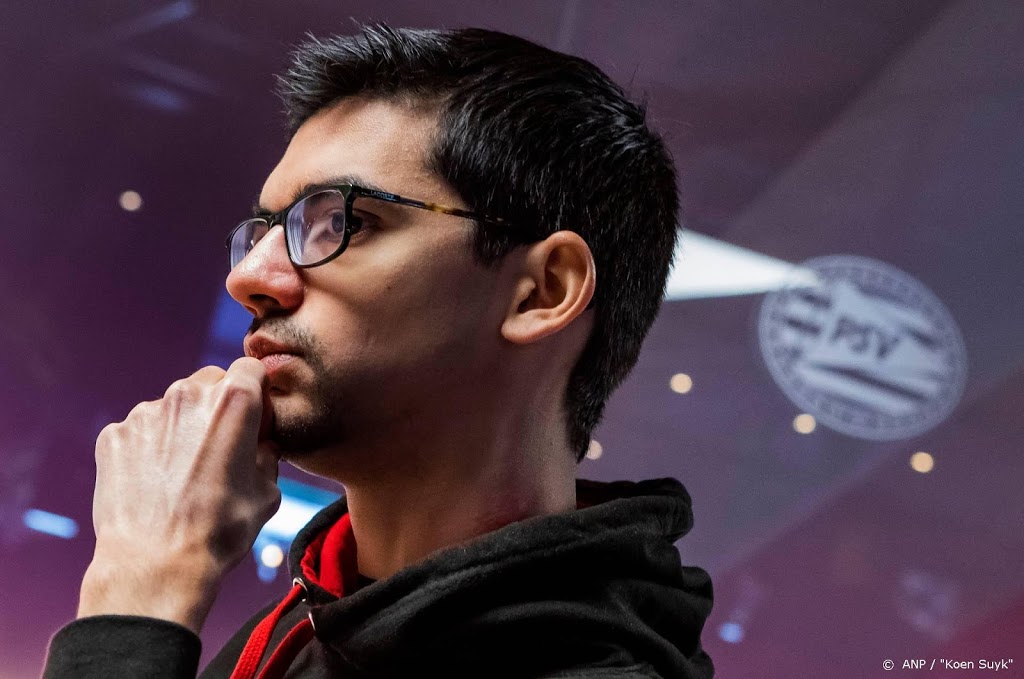 Schaker Giri verliest ook tweede partij online
