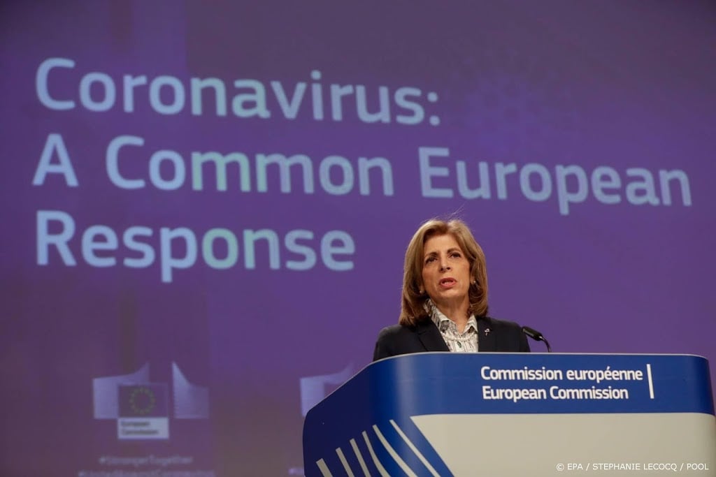 Europese Commissie maant EU-landen door te gaan met Janssen-prik