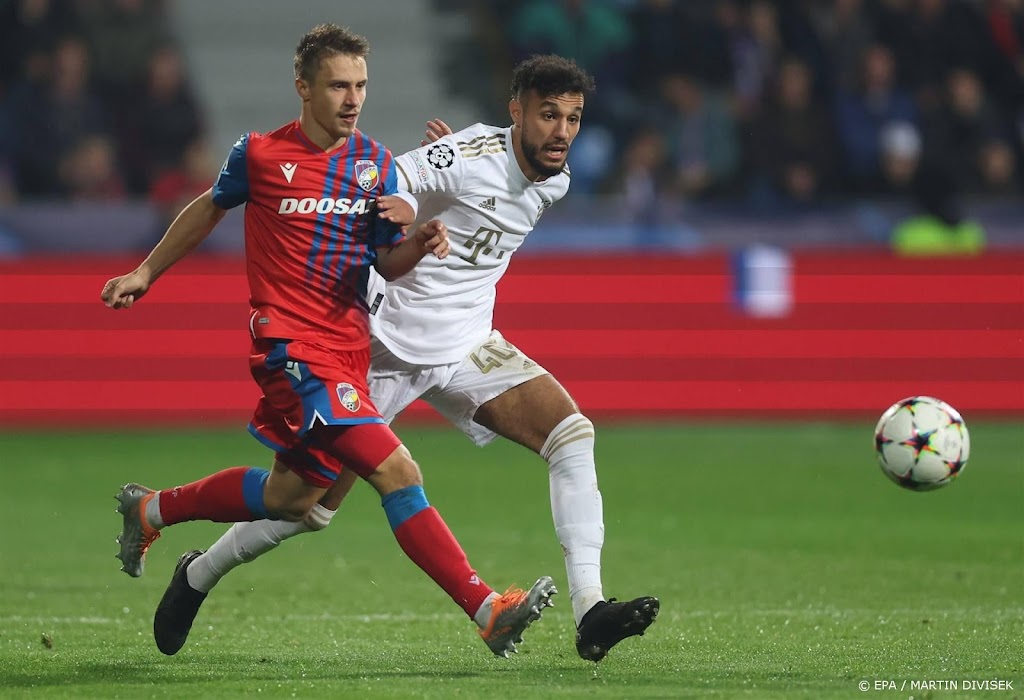 Mazraoui sluit vertrek bij Bayern München niet uit