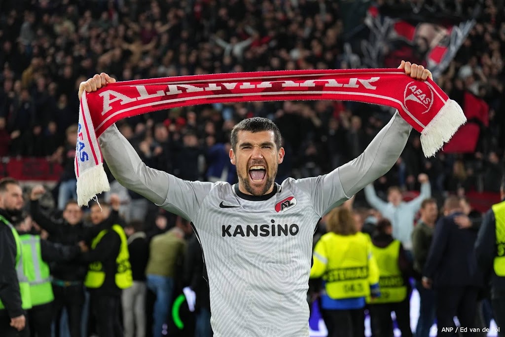 Keeper Ryan blijft nuchter onder complimenten