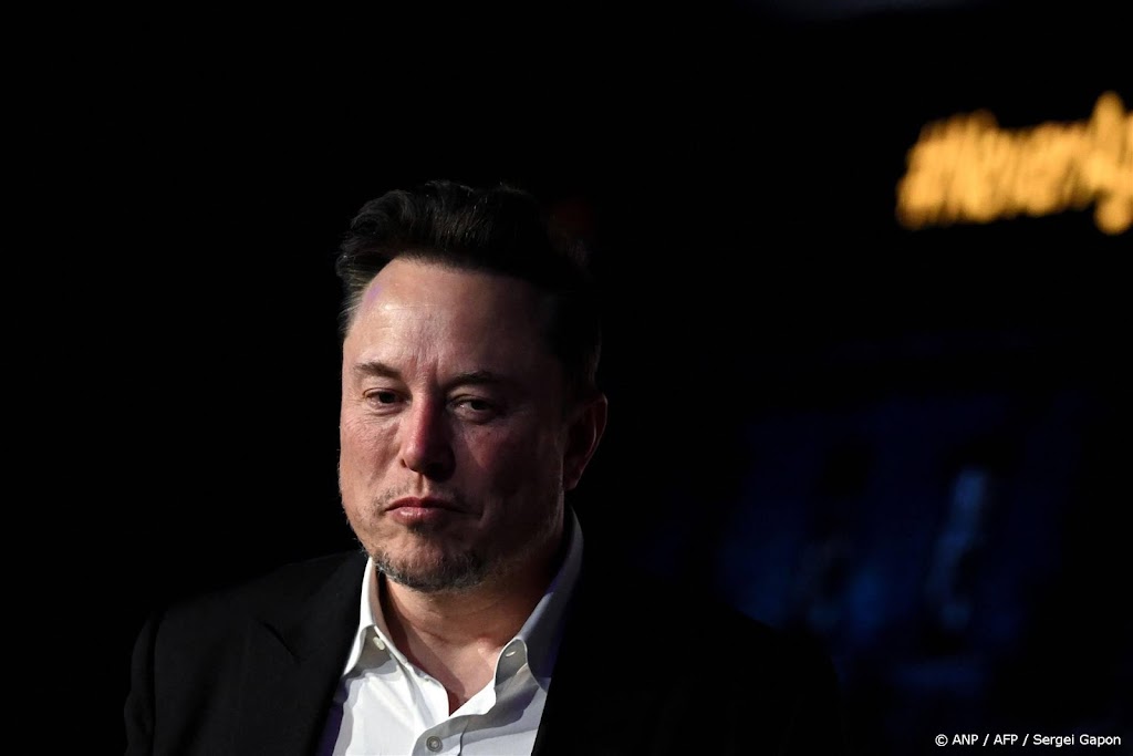 Musk stelt bezoek India uit om 'verplichtingen' bij Tesla