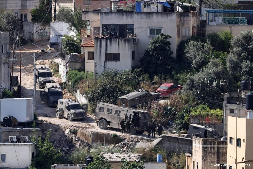 Tien doden bij Israëlische operatie op Westelijke Jordaanoever