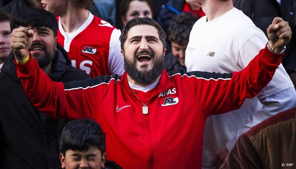 Supporters en spelers van AZ vieren bekeroverwinning in Alkmaar