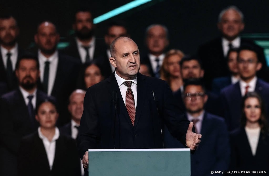 EU-kopstukken feliciteren Radev met winst Bulgaarse verkiezingen