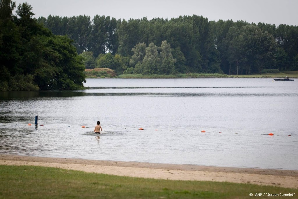 Reddingsbrigade waarschuwt voor risico's zwemmen in coronatijd