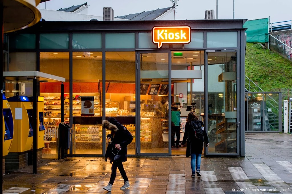 NS: stationswinkels en fietsenstallingen gefaseerd weer open