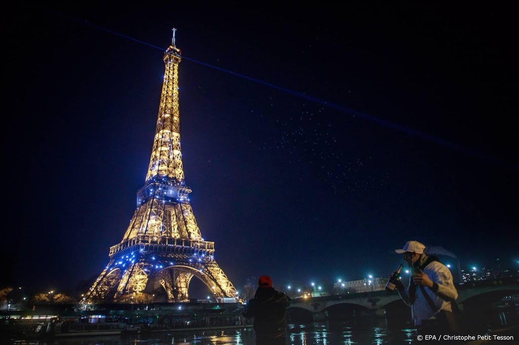 Eiffeltoren weer open op 16 juli