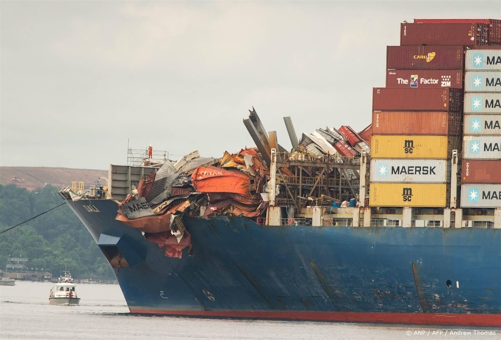 Schip dat brug in Baltimore vernielde naar haven gesleept