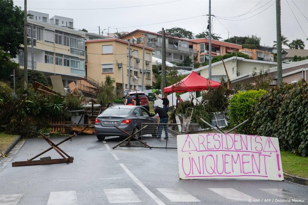 Separatisten Nieuw-Caledonië weigeren barricades te verwijderen