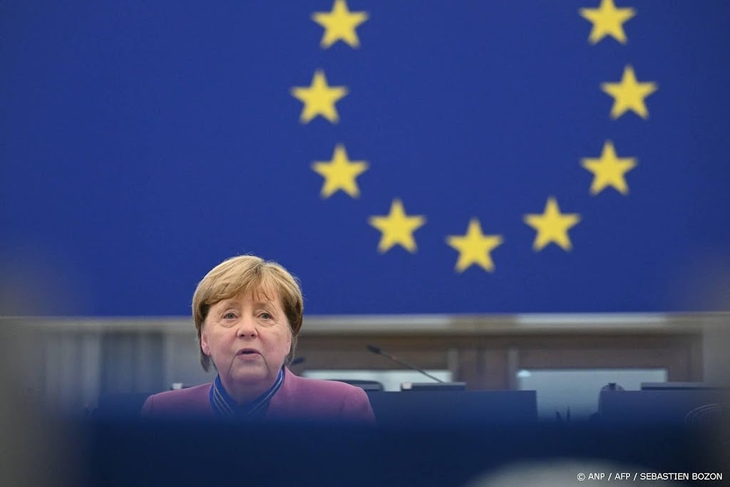 FT: EU overweegt Draghi of Merkel voor gesprekken met Poetin