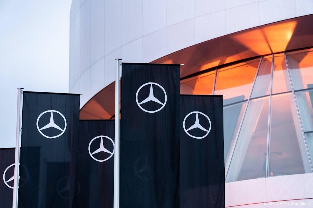 Mercedes toont elektrische sportauto met geluid van brullende V8