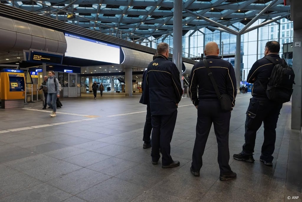 Medewerkers ov staken op 24 juni in de ochtend, meldt FNV