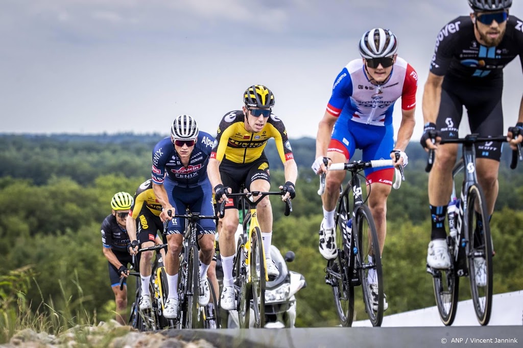 Van der Poel had niet de benen om peloton op NK wil op te leggen