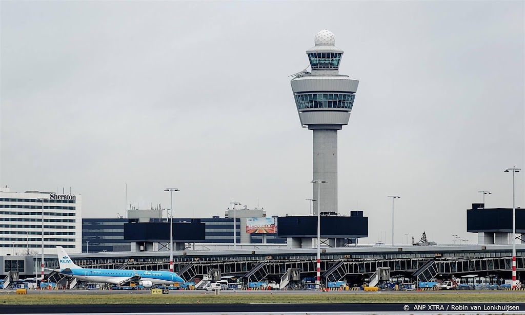 KLM annuleert 18 retourvluchten om weersomstandigheden