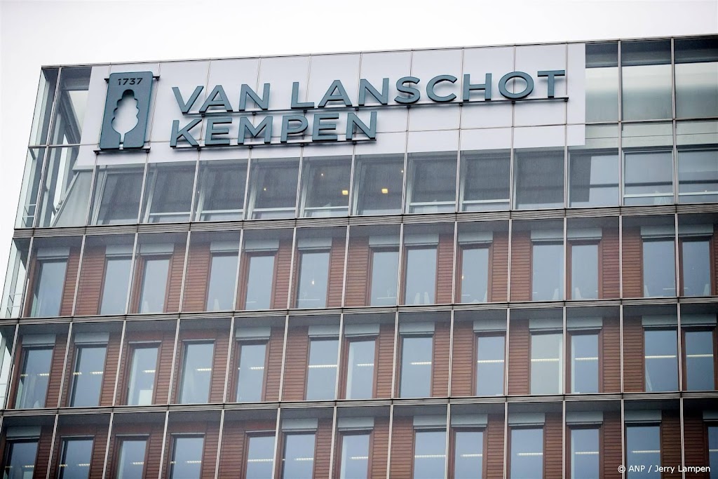 Aandacht voor ASMI, Van Lanschot en Brits rentebesluit op Damrak
