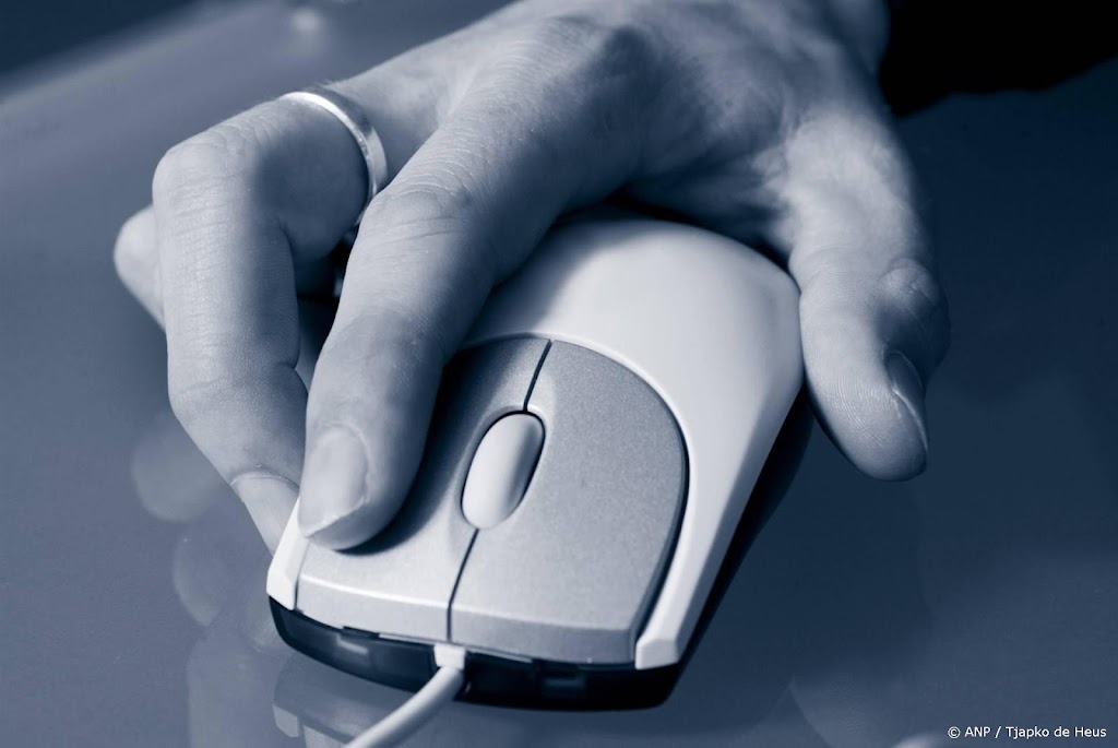 MAN MAN en Girlscene komen onder een dak met Datumprikker