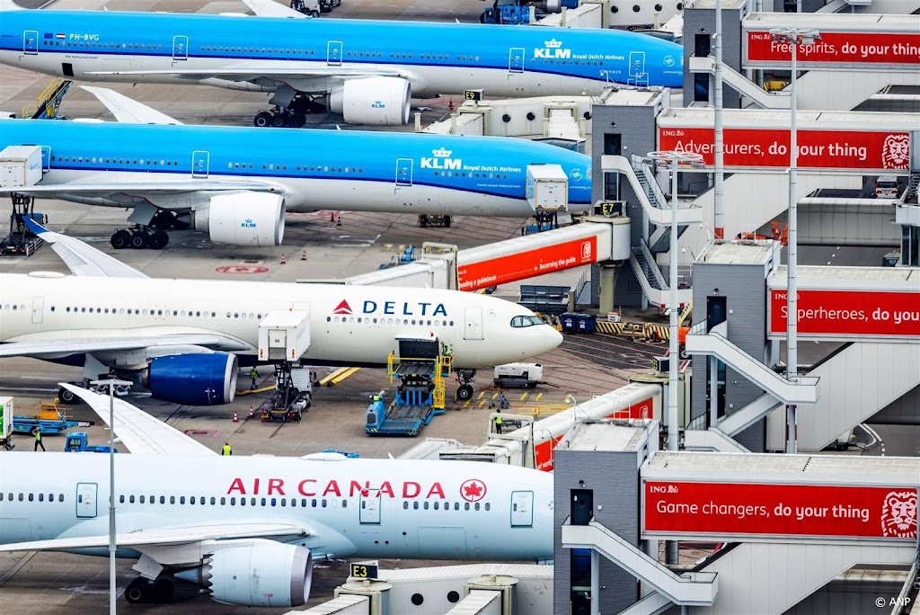 Meer reizigers op Schiphol in vakantiemaand mei dan jaar eerder