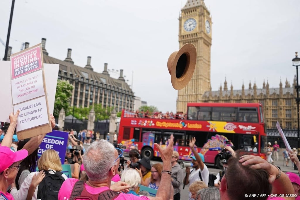 Brits Lagerhuis stemt in met 'historische' euthanasiewet 