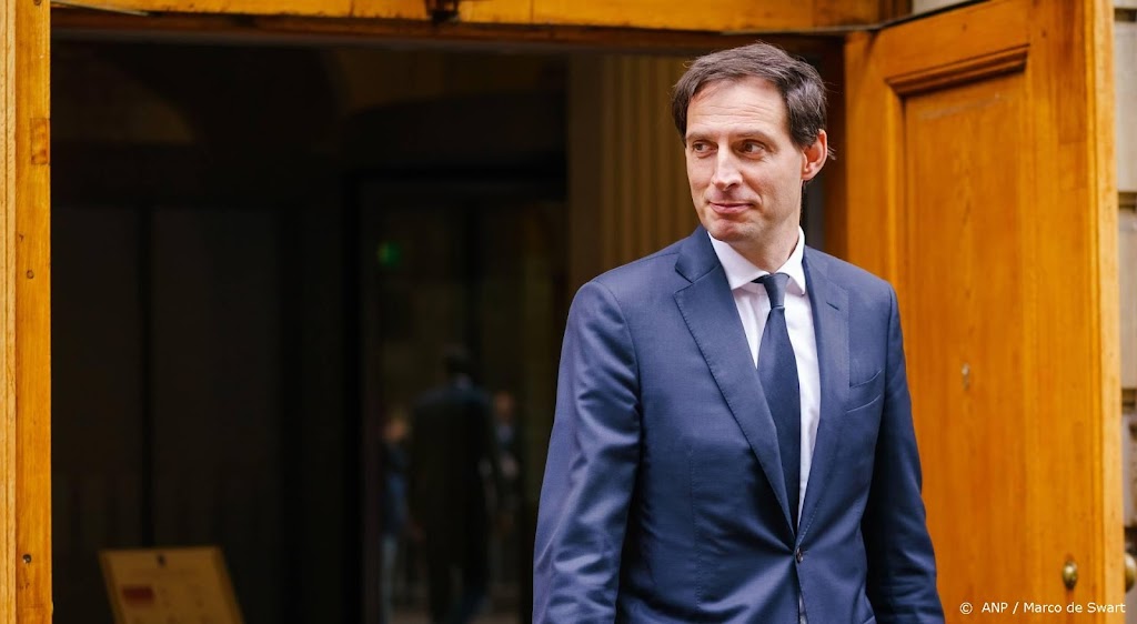 Hoekstra juicht plan oprichting EU-toezichthouder witwassen toe