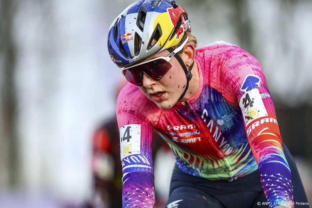 Bäckstedt wint Baloise Ladies Tour, Fidanza pakt slotetappe