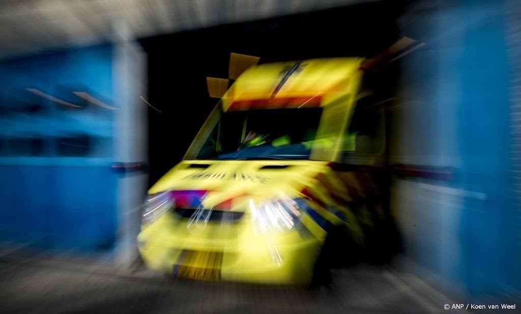 Twee mensen omgekomen bij auto-ongeluk in Dirksland, Zuid-Holland