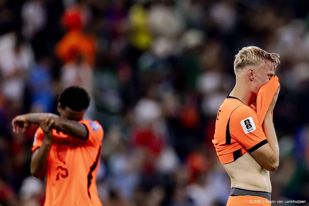 Oranje zakt na vroege uitschakeling op WK naar negende plaats