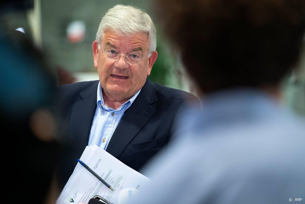 Haagse raad praat over onrust op straat