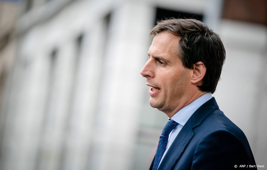 Hoekstra: nieuwe economische cijfers 'spectaculair'