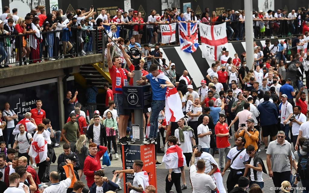 Duizenden mensen raakten besmet bij EK-finale in Londen