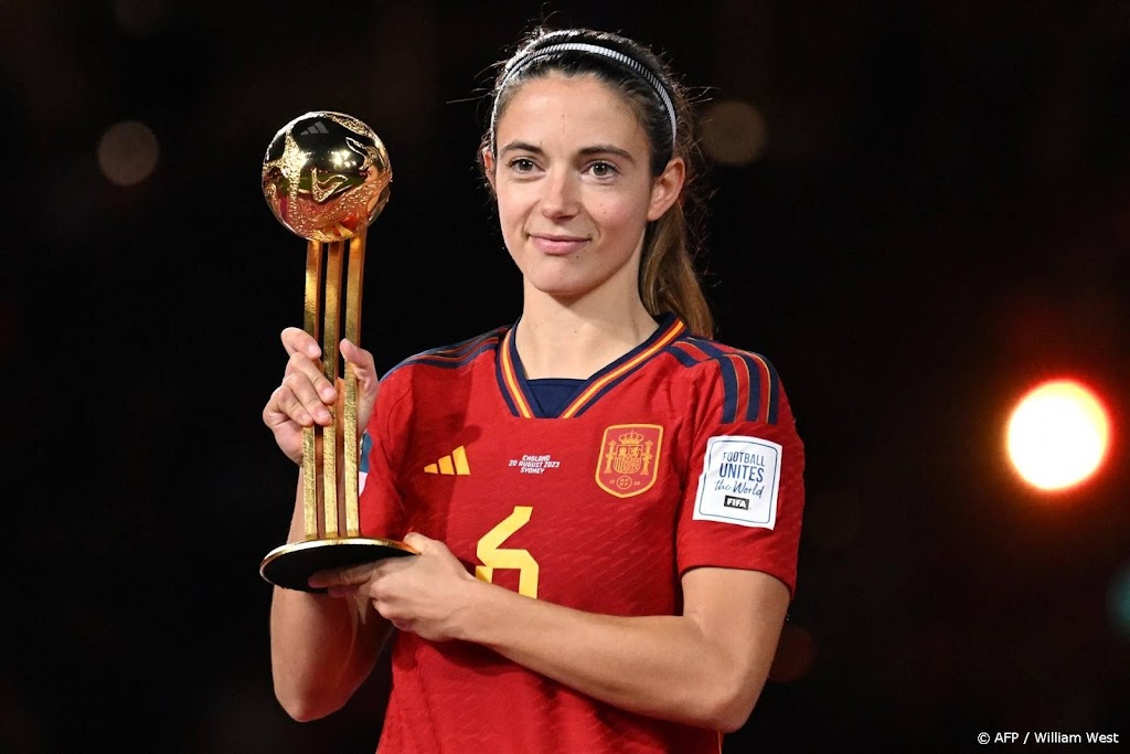 Spaanse Bonmatí krijgt prijs voor beste voetbalster van WK