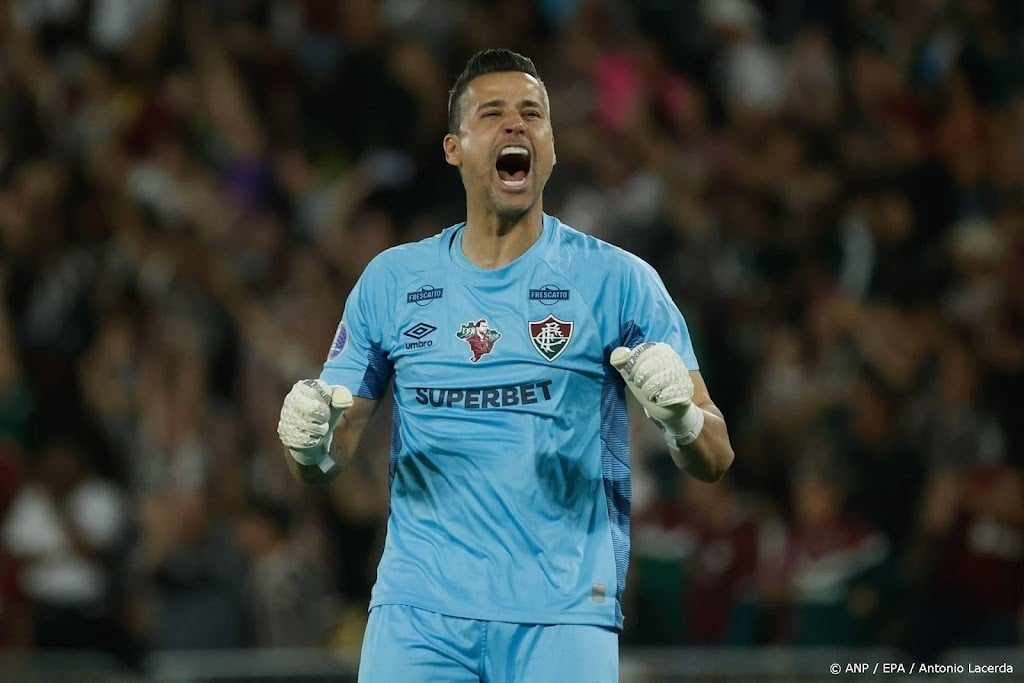 Recordaantal voetbalwedstrijden voor Braziliaanse doelman Fábio
