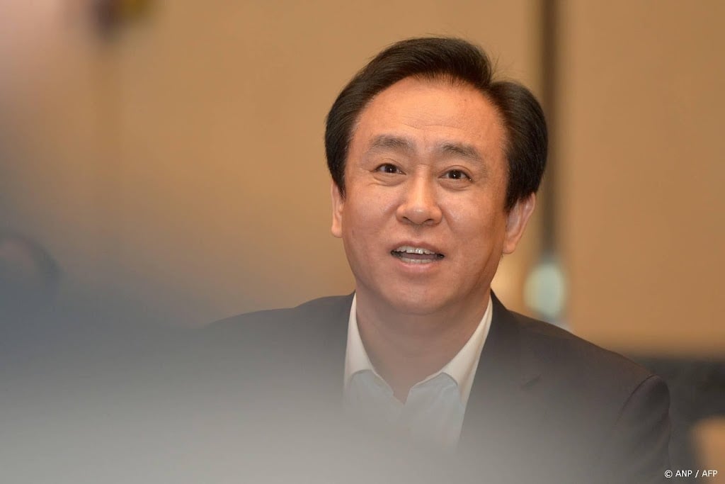 Oprichter omgevallen vastgoedconcern Evergrande krijgt levenslang