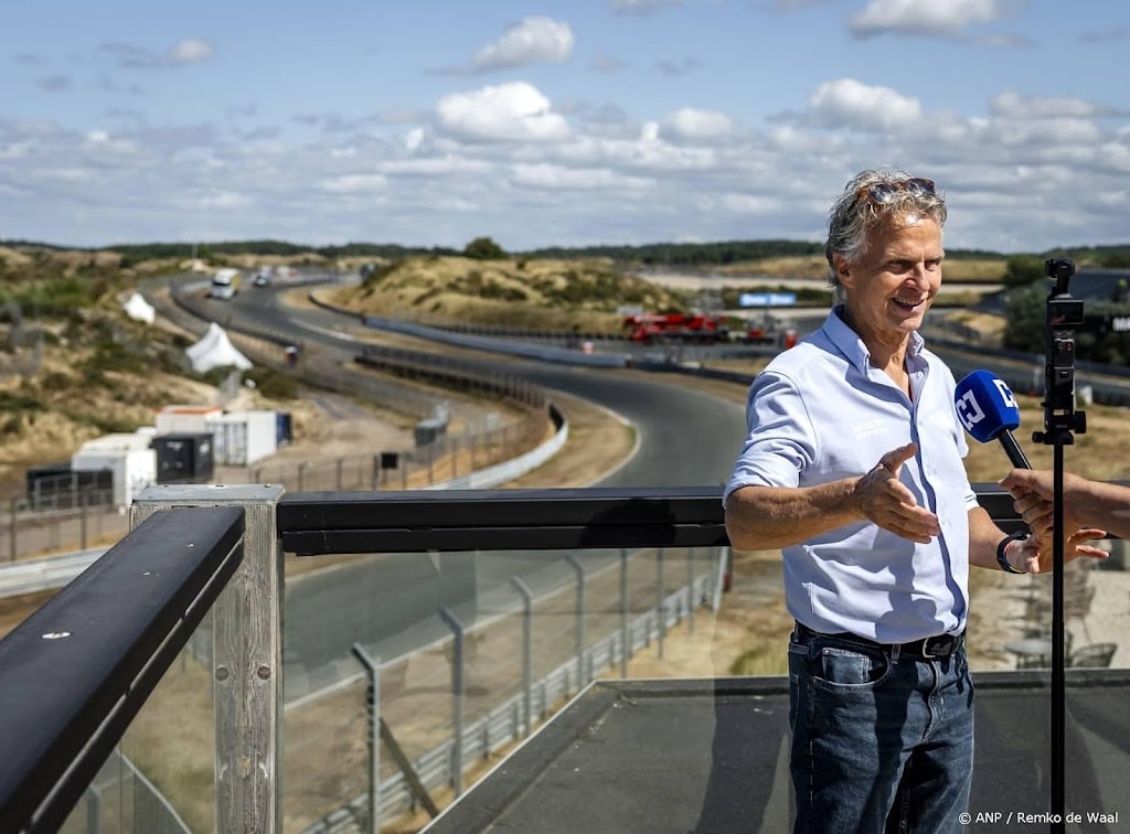 Oud-coureur Lammers vindt verlenging Verstappen 'mooi en logisch'