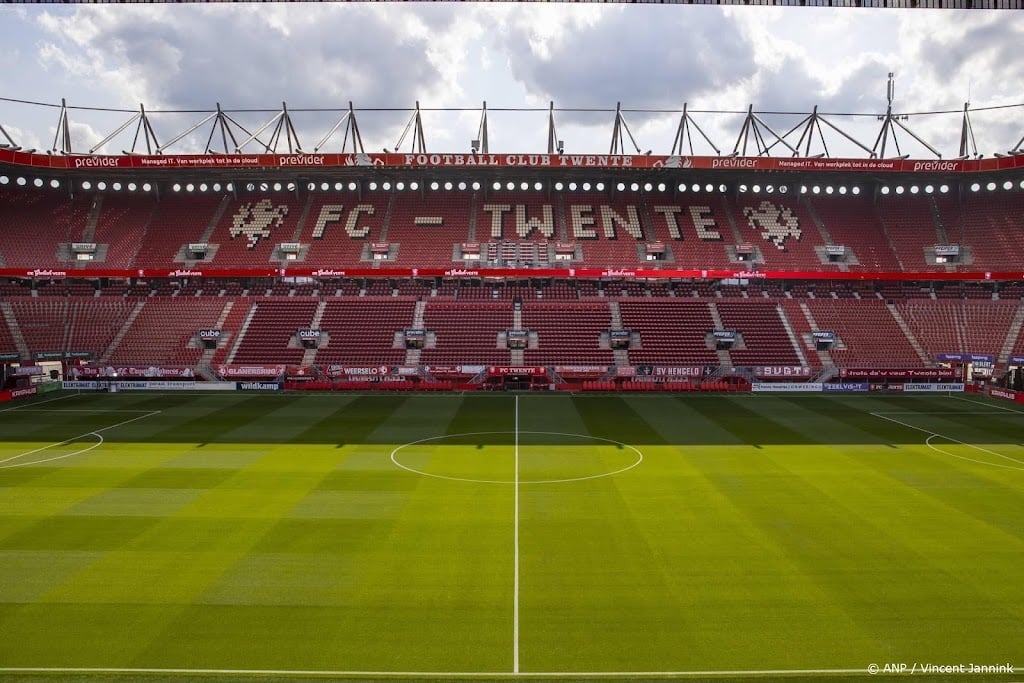 FC Twente tegen Qarabağ FK met dezelfde spelers als tegen PEC