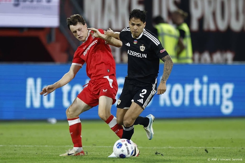 FC Twente verliest thuisduel met Qarabağ in Conference League