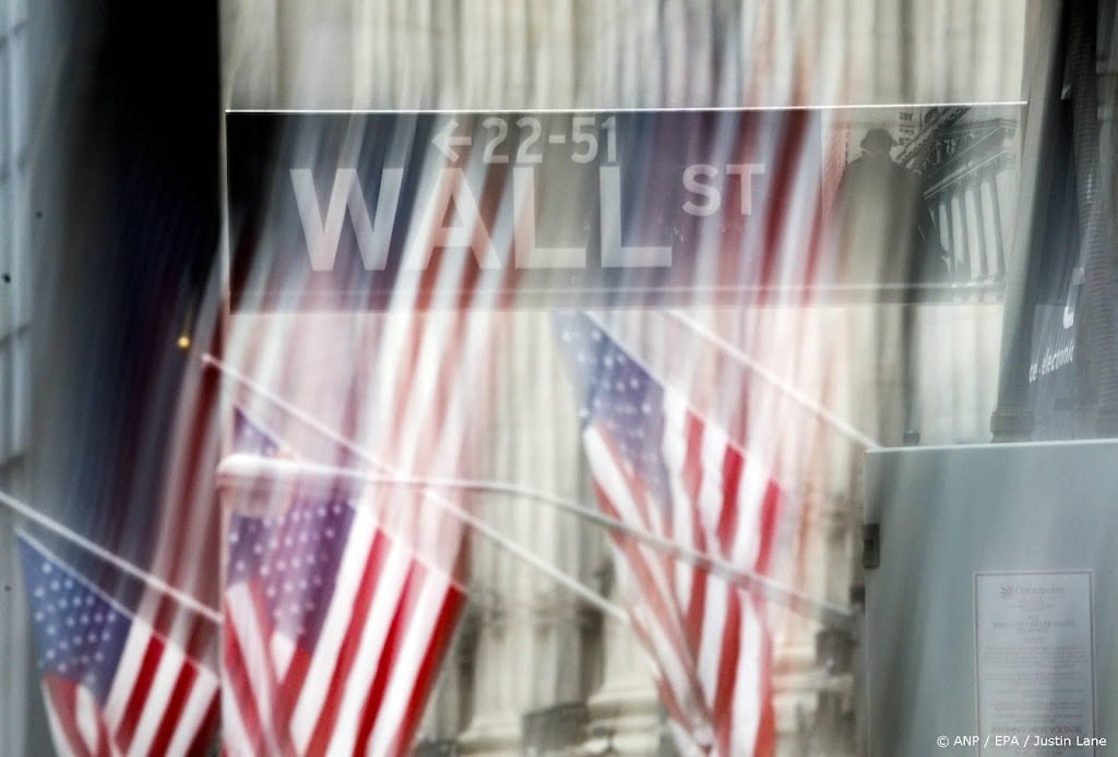 Wall Street omlaag door aanhoudende onrust op obligatiemarkt
