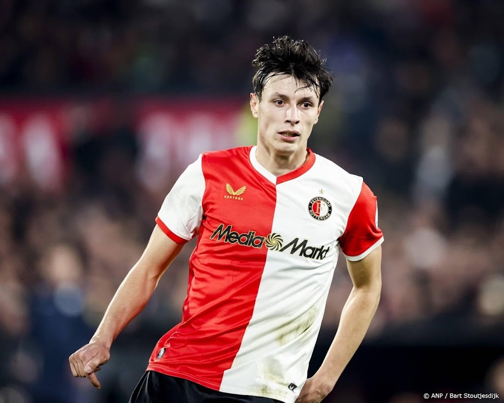 Feyenoord verkoopt verdediger Ahmedhodžić aan Burnley
